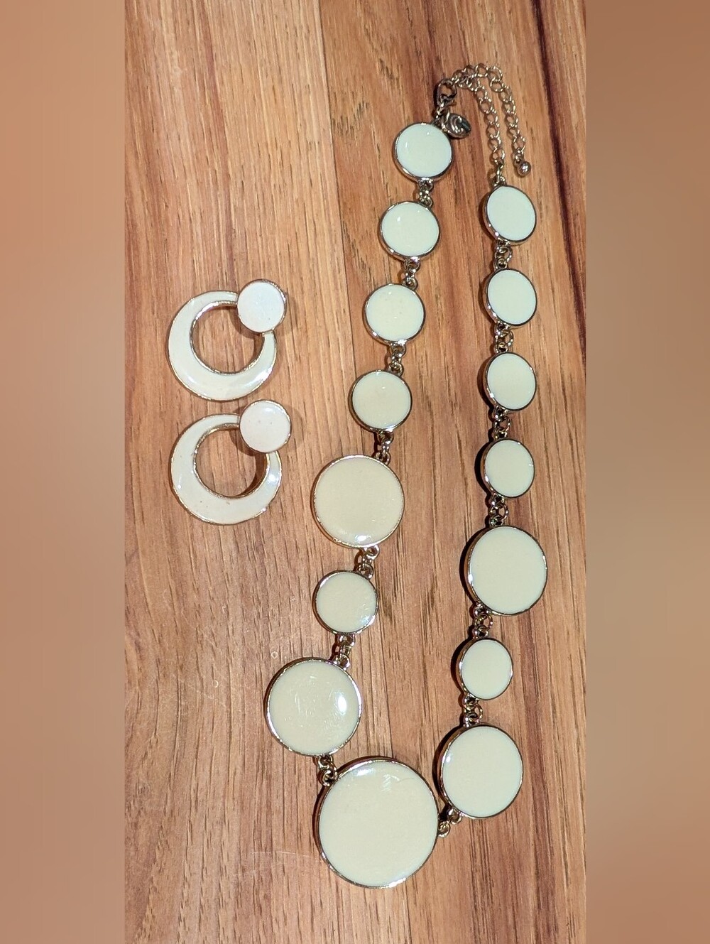 Charming Charlie Pale Cream Circle Necklace & Hoop Earrings Set